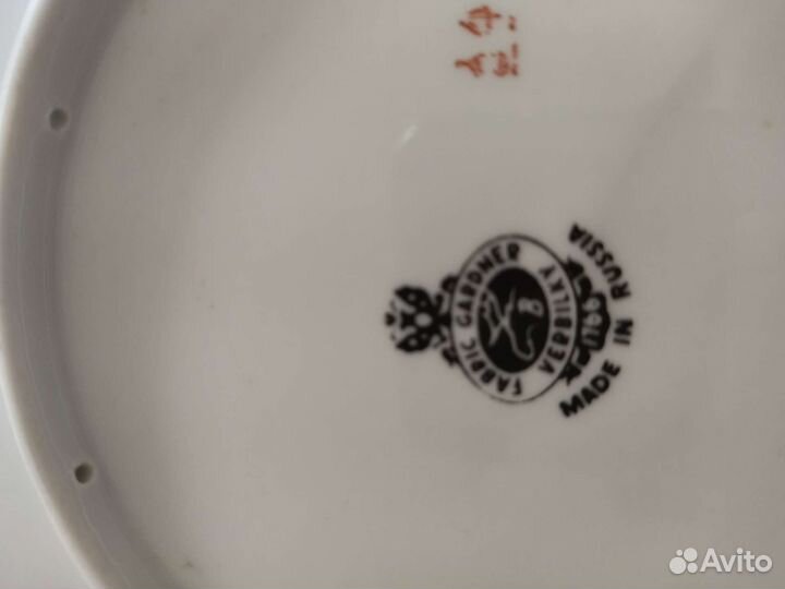 Настенная тарелка