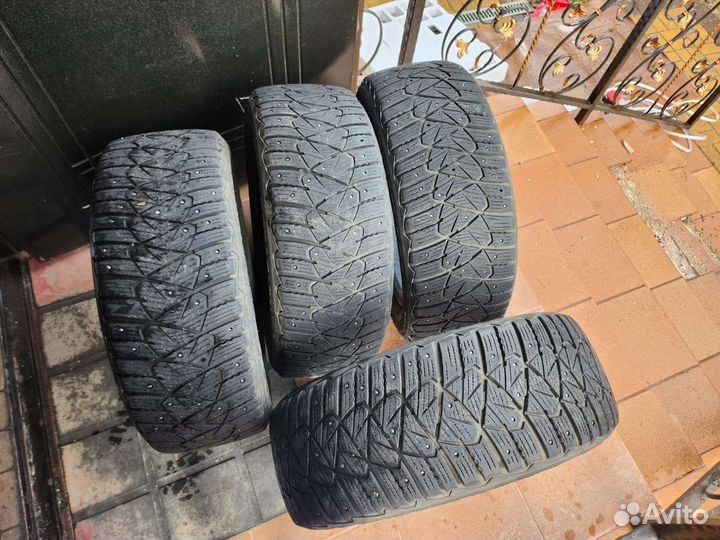 Goodyear Ultragrip 600 255/55 R17