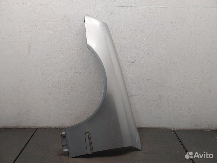 Крыло Mercedes CLK W209, 2009