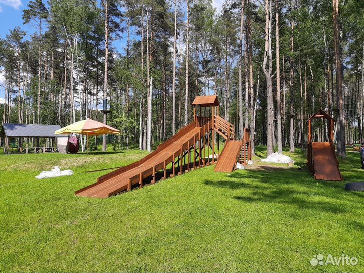 Зимняя горка, деревянная горка