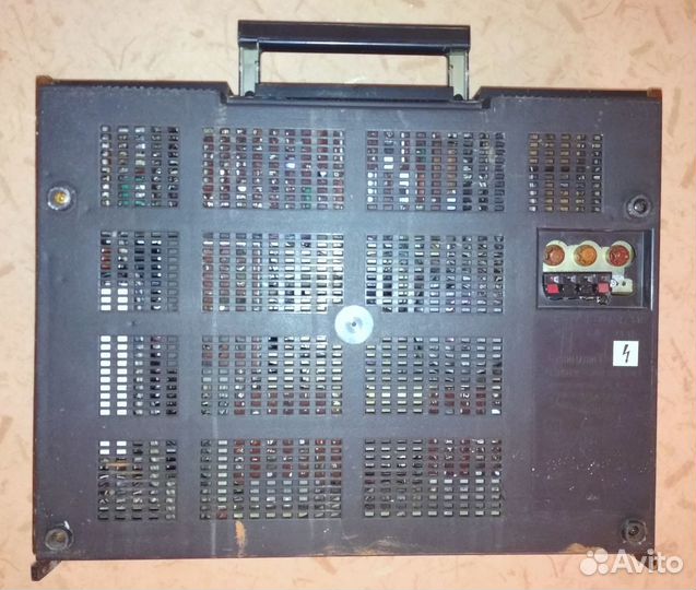 Катушечный магнитофон 