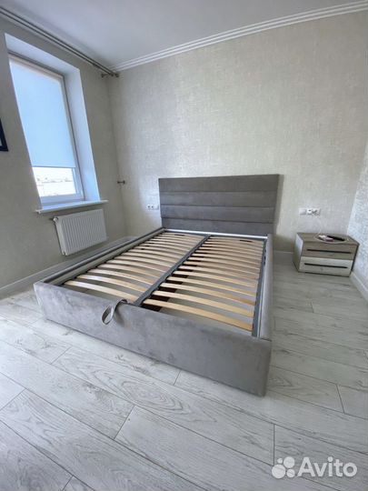 Кровать двухспальная