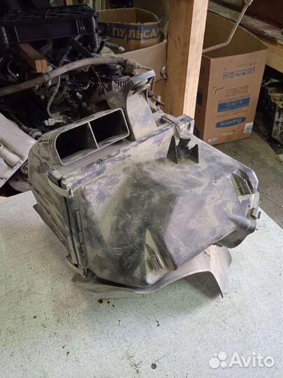 Корпус воздушного фильтра Audi A4 B5 ауди а4 б5