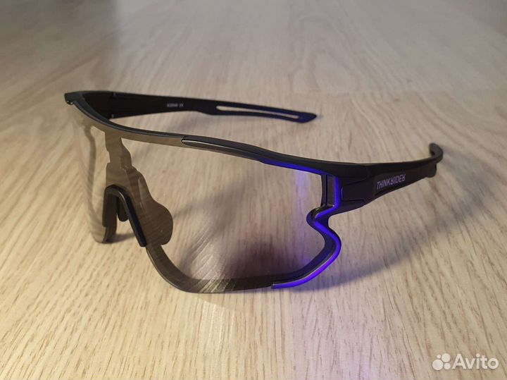 Спортивные фотохромные очки think rider