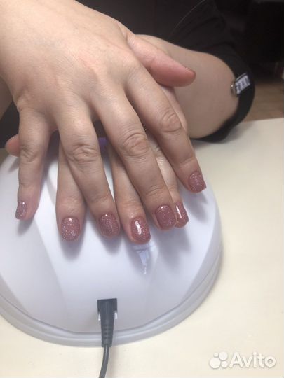 Маникюр и педикюр