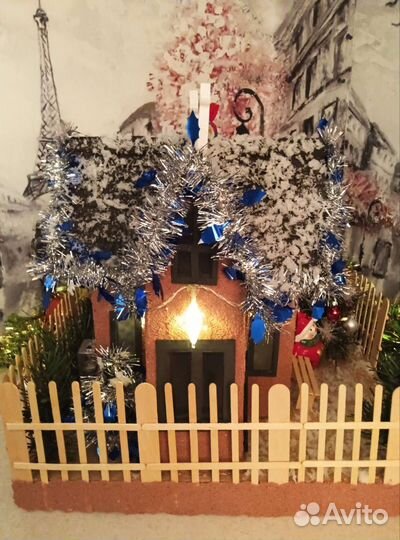 Новогодний домик с подсветкой