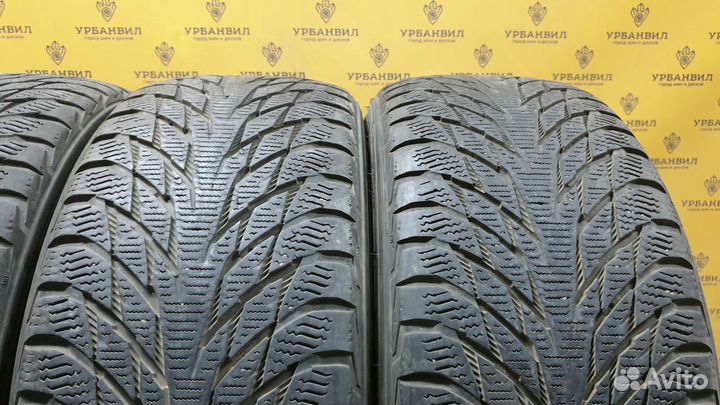 Nokian Tyres Hakkapeliitta R2 215/55 R16