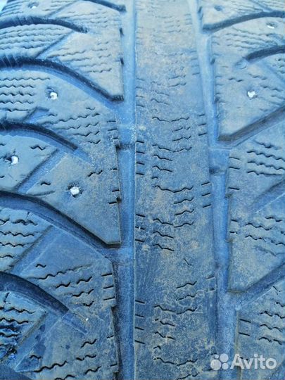 Bridgestone Ice Cruiser 7000 235/65 R17