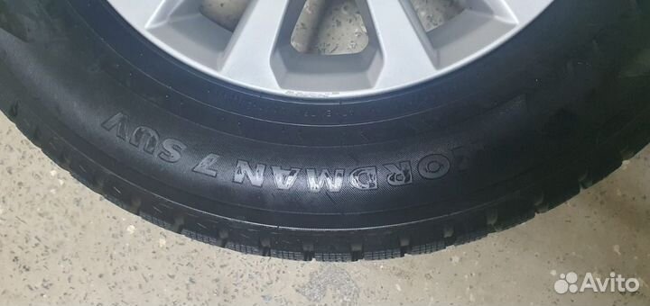 Зимняя резина в сборе с дисками и датчиками давлен