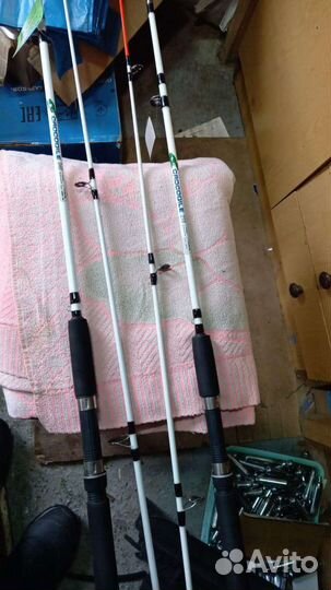 Спиннинг Крокодил белый 100-250 г в ассортименте