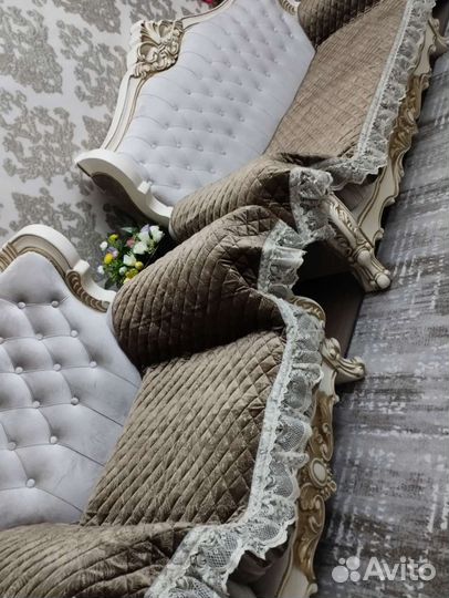 Чехлы и сидушки на мебель нов