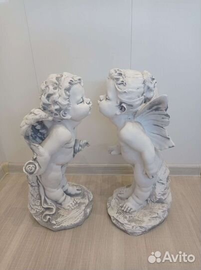 Гипсовые статуэтки Целующиеся ангелочки
