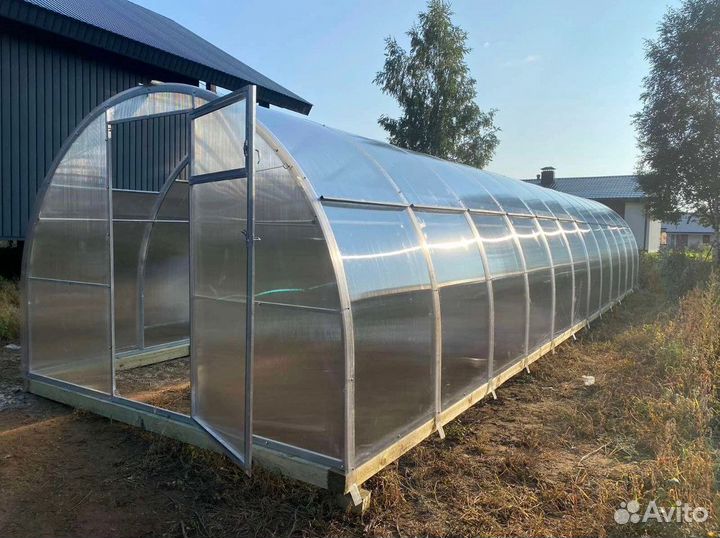 Теплица в наличии на складе