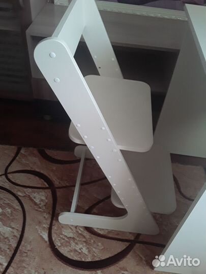 Письменный стол+растущий стул