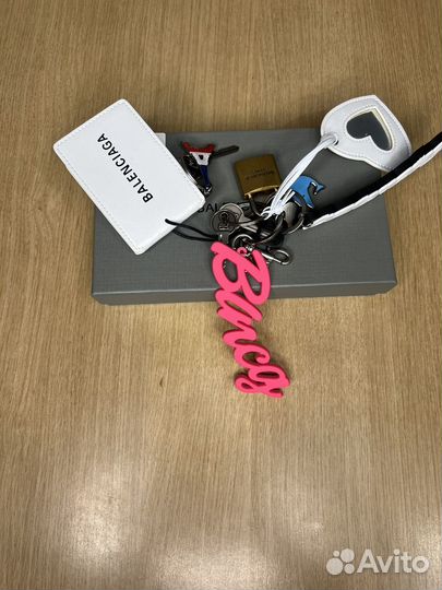 Брелок balenciaga