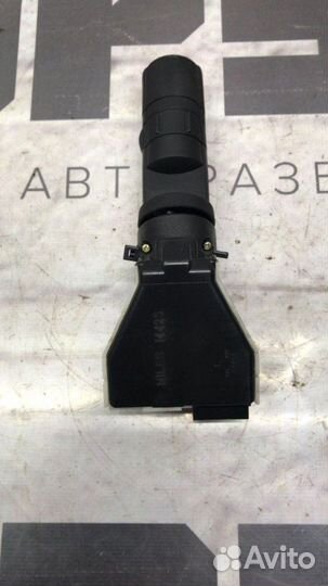 Блок подрулевых переключателей передний левый