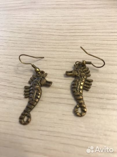 Серьги бижутерия