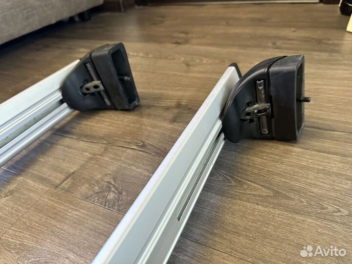 Багажник на крышу Thule Mercedes-Benz E для лыж