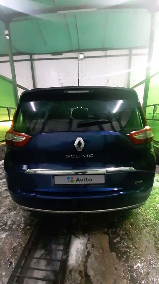 Renault Grand Scenic: фото владельца