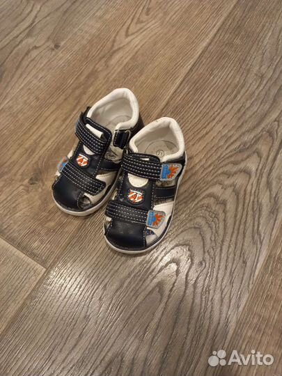 Детская обувь