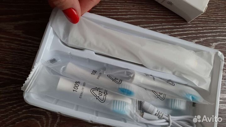 Зубная щетка электрическая