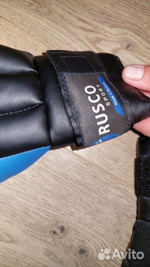 Перчатки и защита для панкратиона