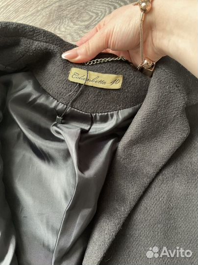 Пальто женское 40-42 осень весна