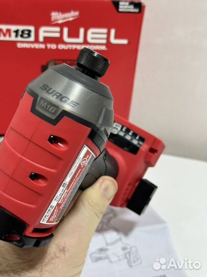 Импакт Milwaukee 2760-20 гидравлический