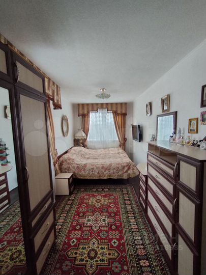 2-к. квартира, 42 м², 2/4 эт.