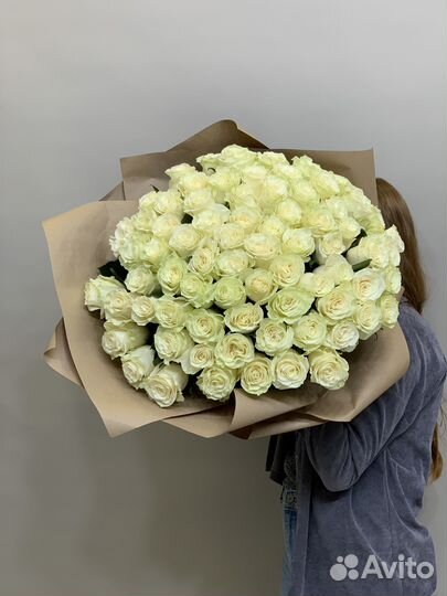 Букет 79 белых роз Цветы Красноярск