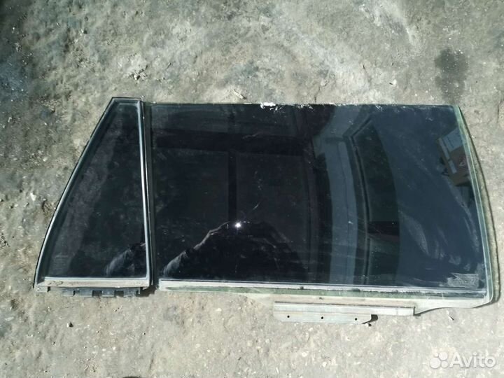 Стекла двери Toyota Corolla fielder
