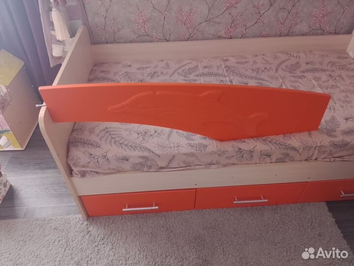 Детская кровать от 3 лет с матрасом бу