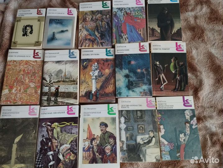 Продам книги