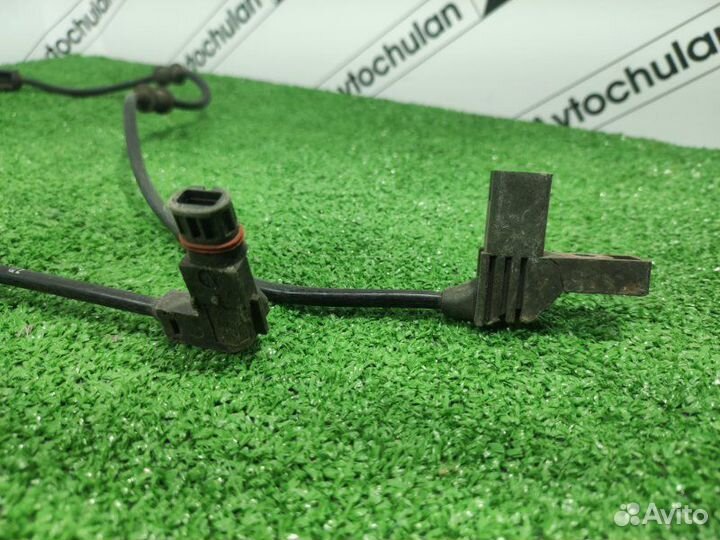 Датчик износа тормозных колодок передний правый