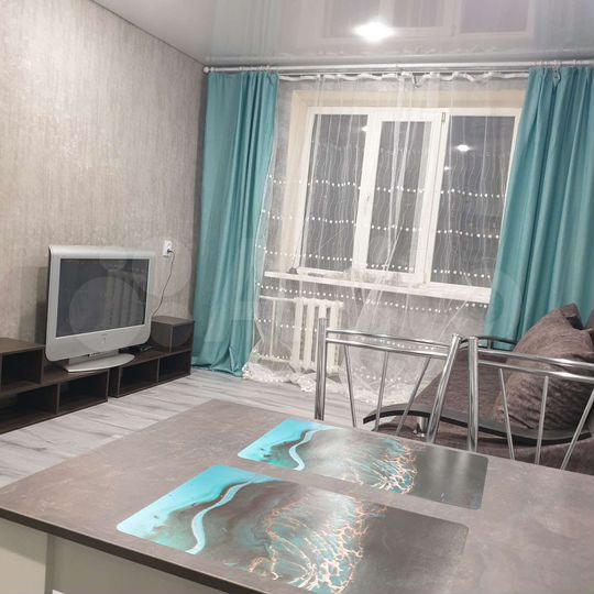 2-к. квартира, 35 м², 4/9 эт.