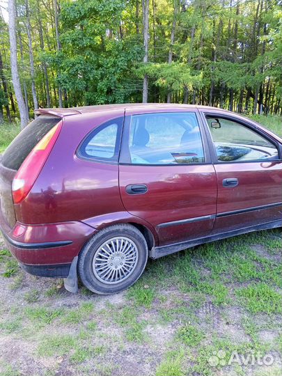 Nissan Almera Tino 1.8 МТ, 2004, 291 150 км