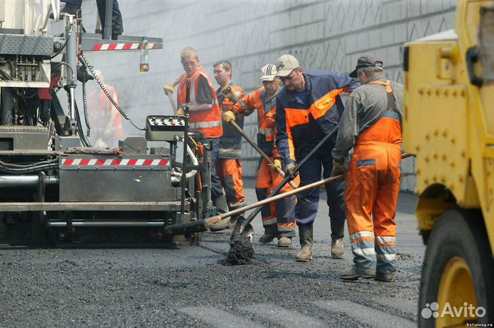 Дорожный рабочий. В г. Шумерля с пит+прож