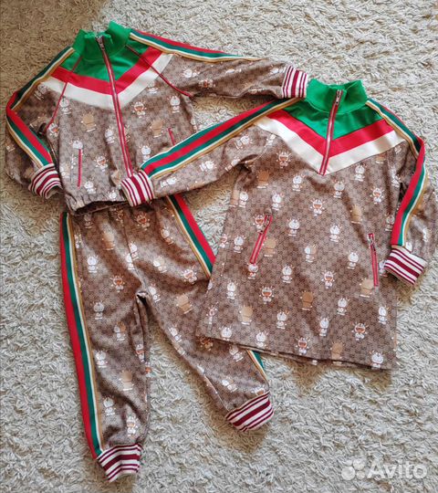 Спортивный костюм