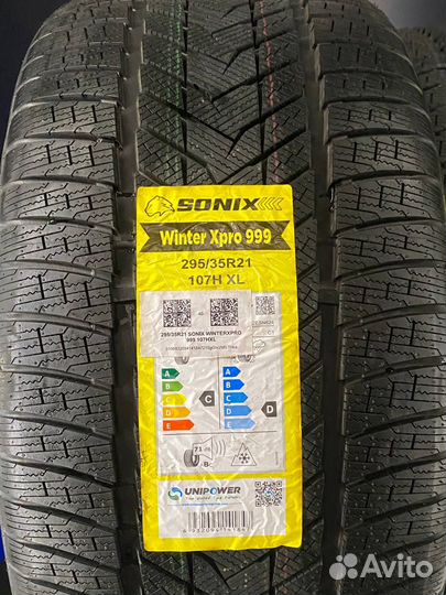 Sonix WinterXPro 999 315/35 R21 и 295/35 R21 111H