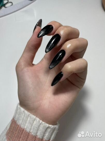 Мастер маникюра и педикюра