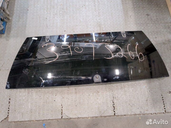 Стекло заднее Lincoln Navigator, 2004