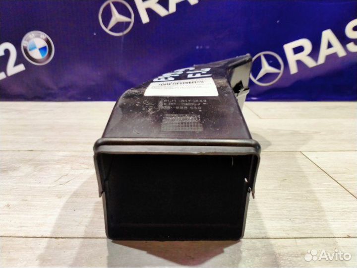 Воздуховод передний левый Bmw 523I Левый Руль