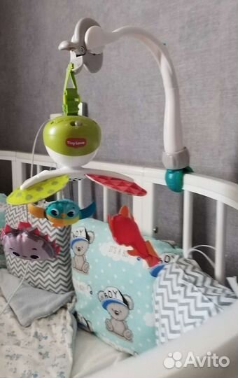 Музыкальный мобиль в кроватку