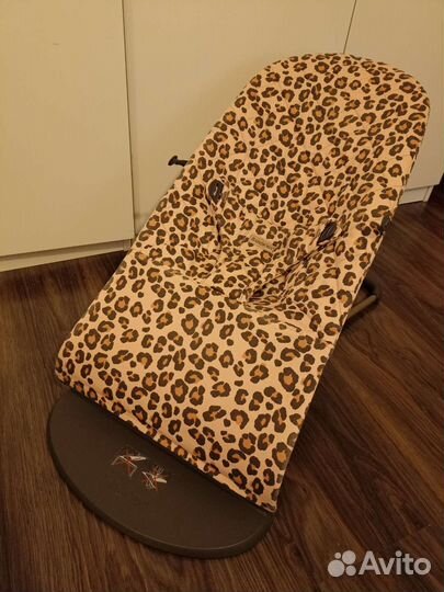 Шезлонг babybjorn