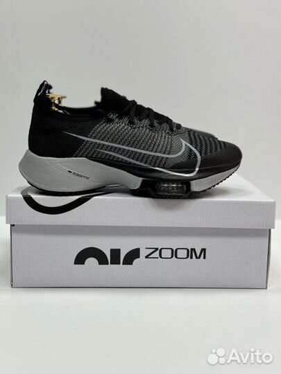 Кроссовки Nike Air Zoom Tempo Next