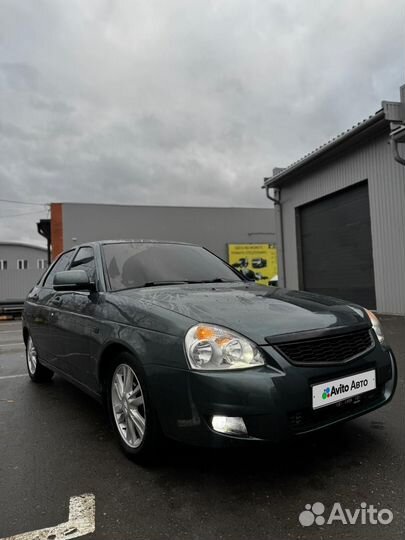 LADA Priora 1.6 МТ, 2011, 200 000 км