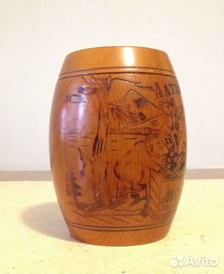 Бочонок деревянный с крышкой