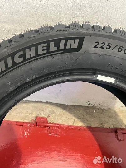 Michelin X-Ice North 4 SUV 225/60 R18 104