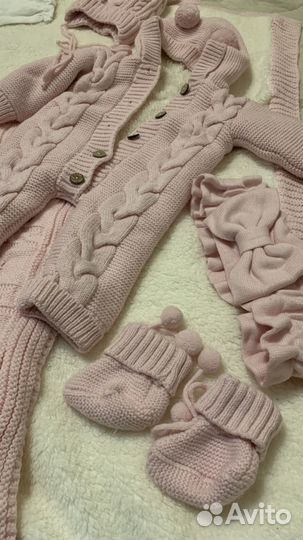 Комплект на выписку для девочки