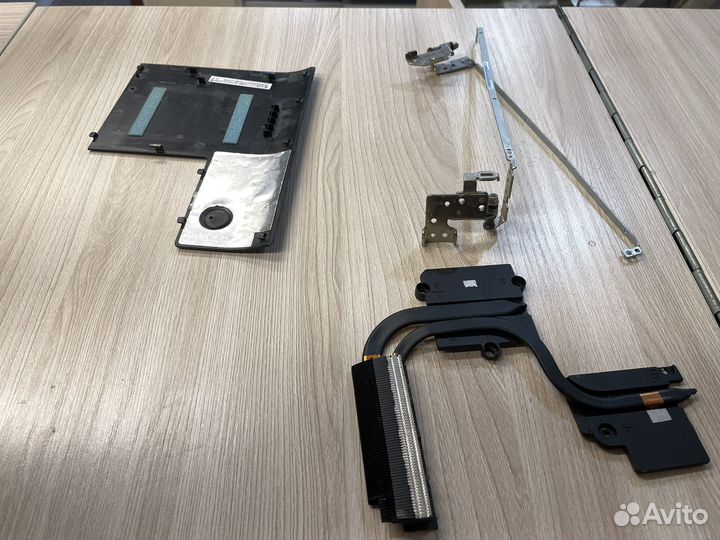 Ноутбук Samsung np350v5c на запчасти